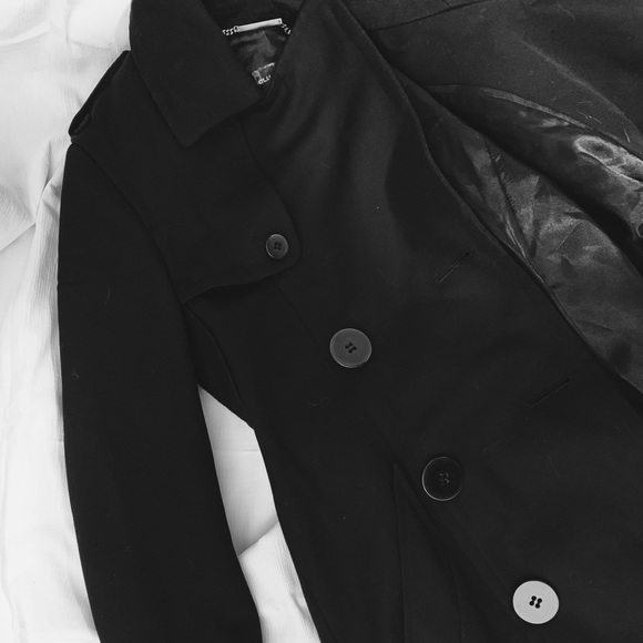 Club Monaco Black Trench with Lace Detail - Picture 3 of 5